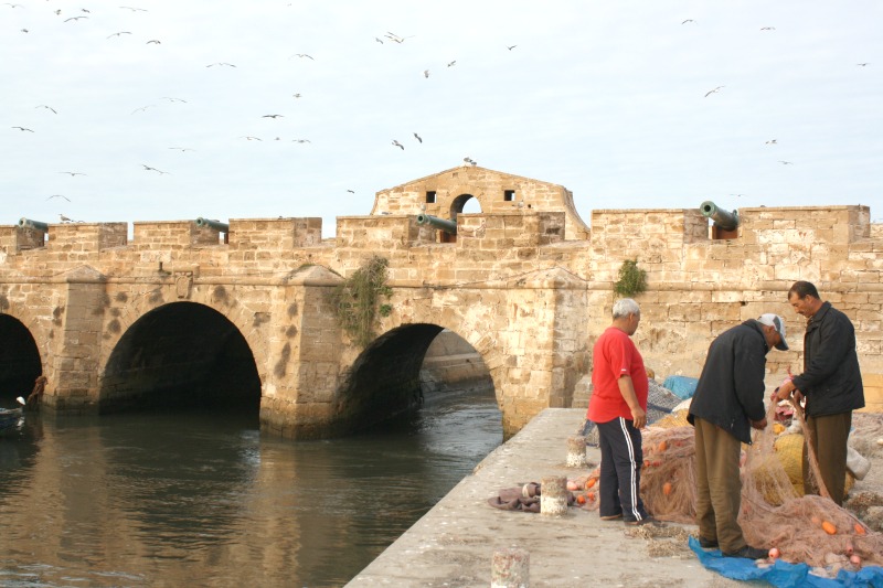 Fixing Fishing Lines in Essaouira