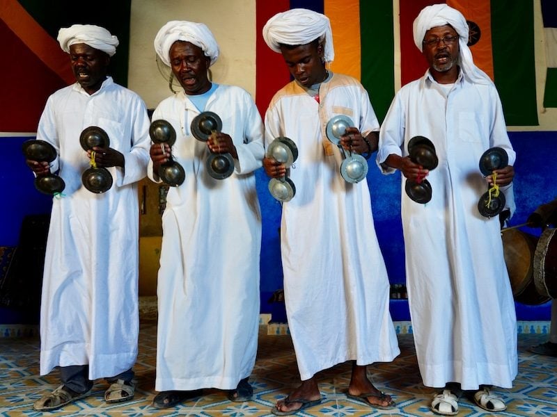 Groupe Khamlia Gnawa, Groupe Khemlia Gnawa, Sahara Gnawa, Groupe Sahara Gnawa, Musique Gnawa du Maroc, Musique du désert du Maroc, Musique du désert du Sahara