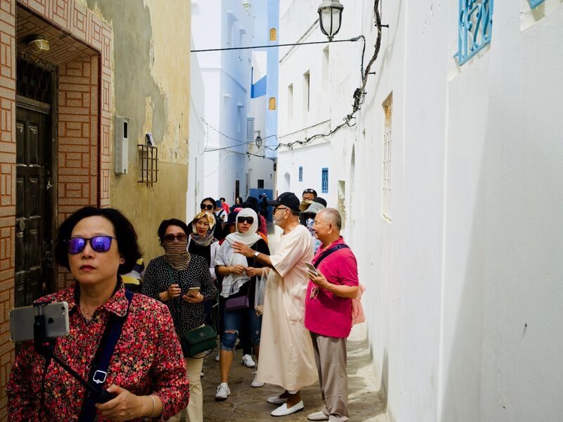 Asilah Morocco Chinese, Chinese tour group in Morocco, Chinese Moroccan, Chinese tour group in Moroccan medina, Chinese tour group in Morocco